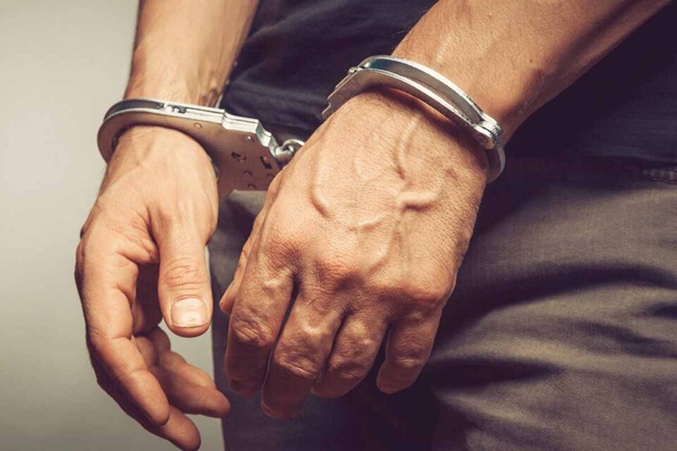 <div style="
                font-size: 18px;
                font-weight: bold;
                color: #0073aa;
                margin-bottom: 5px;
                text-transform: uppercase;
            ">INVESTIGAÇÃO</div>Polícia Civil apreende dispositivos eletrônicos durante investigação de crimes contra criança e adolescente em Porto Velho