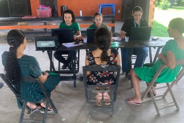 Ação itinerante leva cadastro da Tarifa Social de Energia a comunidades de Porto Velho