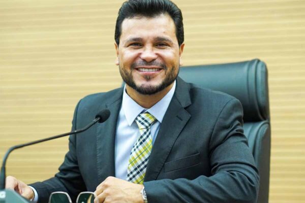 Justiça manda site retirar em 24 horas matéria que vinculou Marcelo Cruz à Operação Ouro de Areia; multa pode chegar a R$ 100 mil