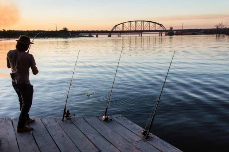 Encontro em Guajará-Mirim reúne gestores e empresários para fortalecer turismo em Rondônia