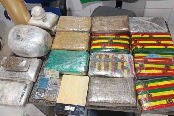 Polícia Militar apreende 15,8 kg de drogas e desarticula ponto de tráfico em Cacoal