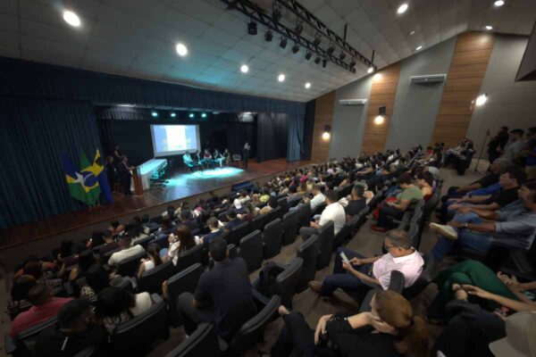 Porto Velho reforça rede municipal de saúde com contratação de mais de 100 profissionais aprovados em processo seletivo