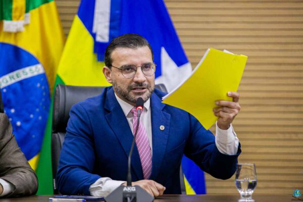 Audiência pública na Assembleia discute risco de reintegrações de posse em bairros de Porto Velho