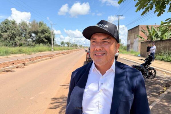 Obra na Estrada dos Periquitos muda trânsito, reduz riscos e melhora mobilidade