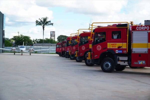 Governo de Rondônia entrega hangares e viaturas ao Corpo de Bombeiros e amplia resposta a emergências