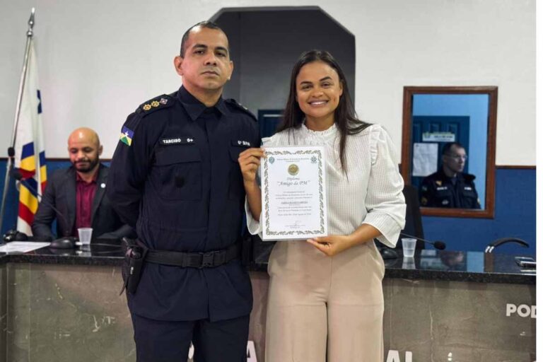 Dra. Taíssa Sousa recebe diploma de Amiga do Batalhão da Polícia Militar de Rondônia