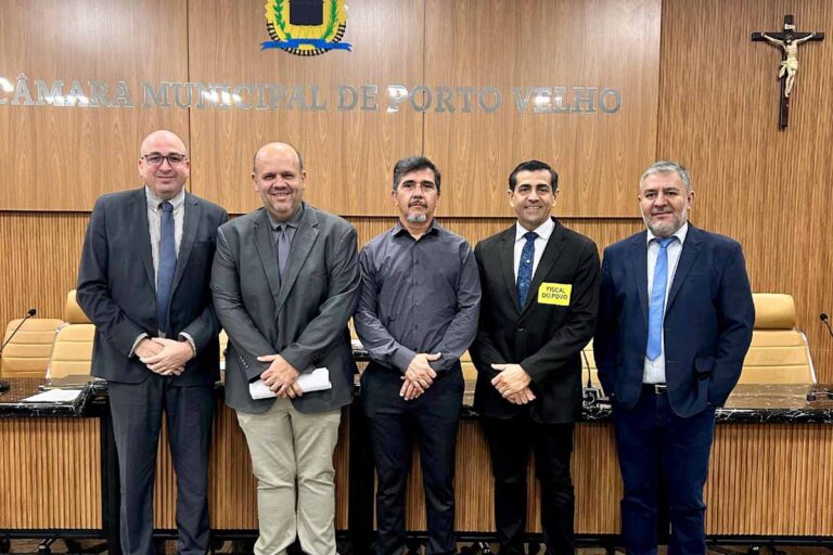 Presidente Gedeão Negreiros recebe visita institucional de vereador de Cacoal na Câmara de Porto Velho