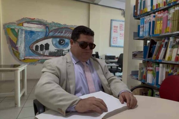 Jailton Delogo reforça prevenção e destaca inclusão como caminho diante da perda de visão