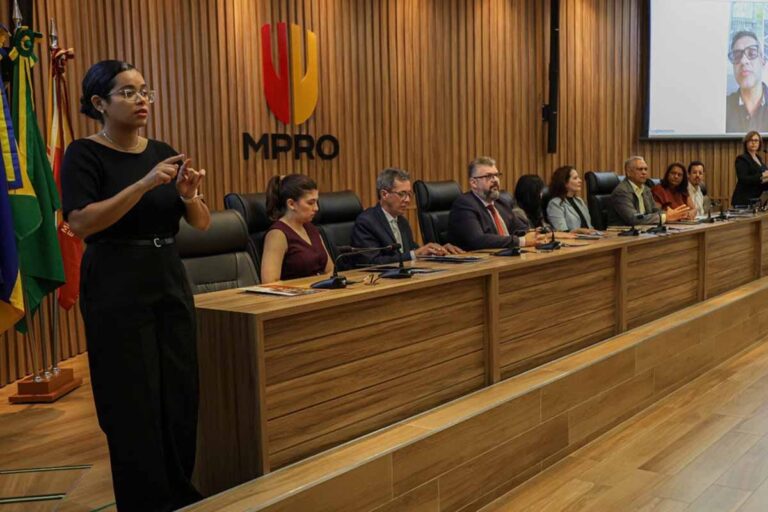 MPRO promove capacitação em segurança digital para educadores e reúne mais de 1,4 mil participantes em Rondônia