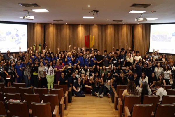 MPRO mobiliza mais de 2 mil estudantes em ação contra bullying e cyberbullying em Rondônia