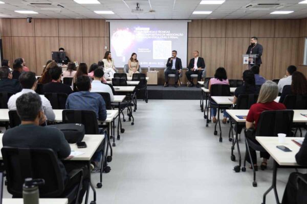 MPRO capacita membros com técnicas de neurociência para mediação e negociação de conflitos