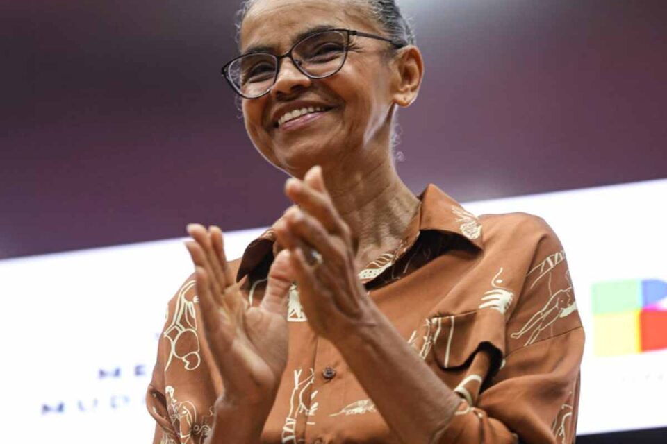 <div style="
                font-size: 18px;
                font-weight: bold;
                color: #0073aa;
                margin-bottom: 5px;
                text-transform: uppercase;
            ">GOVERNO FEDERAL</div>Ministros deixam governo Lula para disputar eleições e novas mudanças são oficializadas