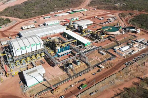 Deputados acionam PGR para anular venda de mineradora de terras raras em Goiás a empresa dos EUA