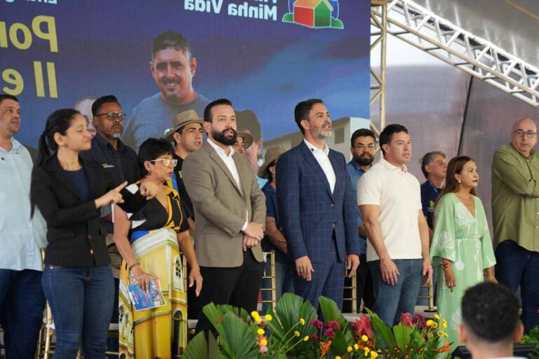Léo Moraes entrega 592 moradias na zona Leste de Porto Velho e amplia política habitacional