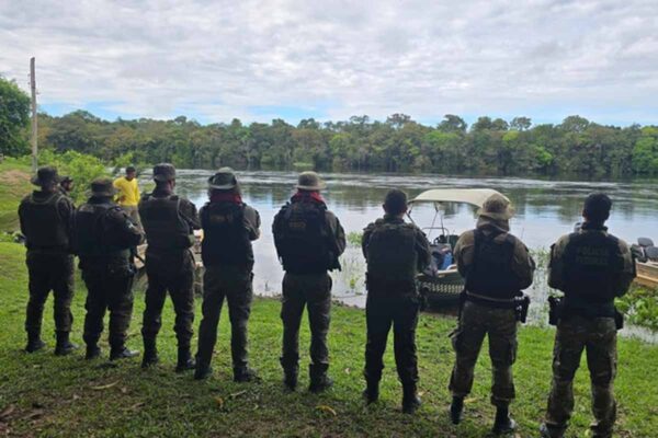 Operação Fronteira Viva prende dois e apreende armas e materiais ilegais em área protegida de Rondônia