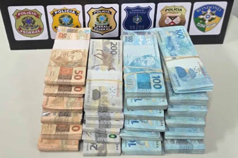 Mulher é presa com mais de R$ 260 mil em dinheiro vivo em Porto Velho por suspeita de lavagem de dinheiro