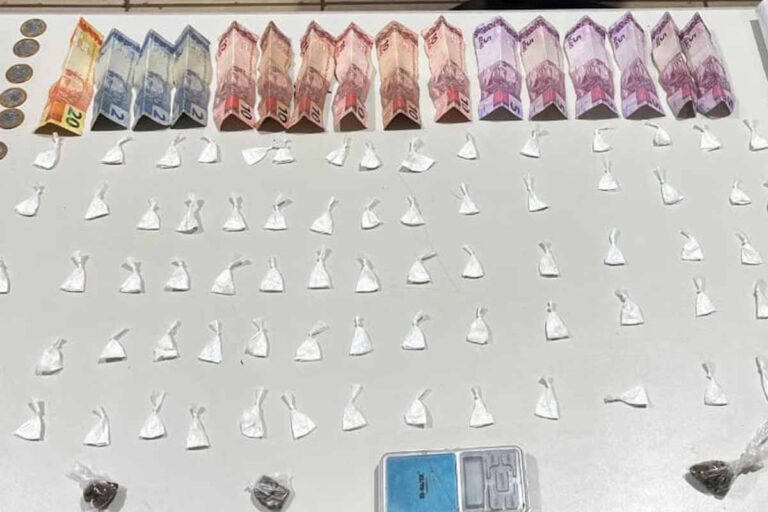 Polícia apreende 75 porções de cocaína e detém mulher e adolescente por tráfico em Porto Velho