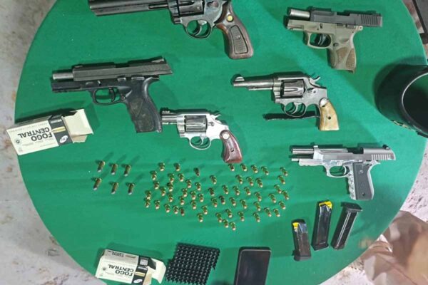 Dois homens são presos após apreensão de armas em Porto Velho e Vista Alegre do Abunã