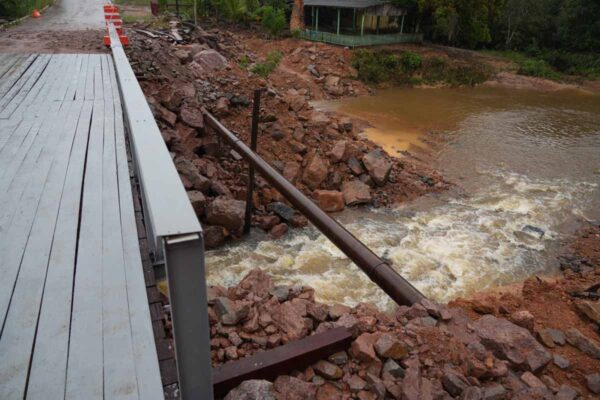 Ponte sobre o Bate Estaca passa a ser acesso único e definitivo em Porto Velho