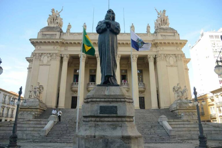 Eleição para presidência da Alerj é marcada após anulação de pleito e cassação de Rodrigo Bacellar