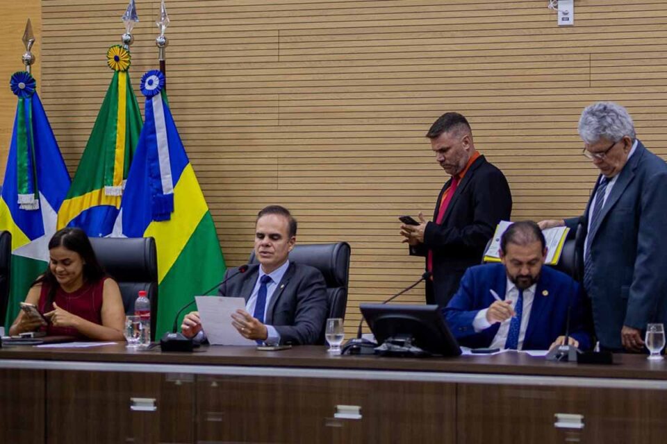 <div style="
                font-size: 18px;
                font-weight: bold;
                color: #0073aa;
                margin-bottom: 5px;
                text-transform: uppercase;
            ">INSTITUTO DE CRIMINALÍSTICA</div>Alero aprova permuta de imóvel para ampliar estrutura da Polícia Técnico-Científica em Porto Velho