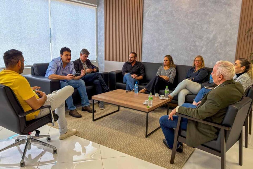 <div style="
                font-size: 18px;
                font-weight: bold;
                color: #0073aa;
                margin-bottom: 5px;
                text-transform: uppercase;
            ">SAÚDE MUNICIPAL</div>MPRO e Prefeitura de Cacoal alinham ações para melhorar atendimento na atenção básica de saúde