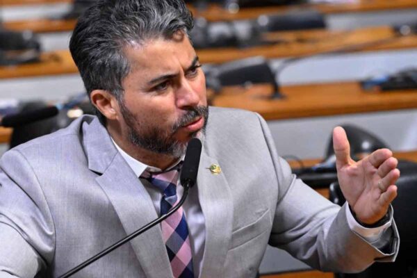 Marcos Rogério propõe endurecer penas para crimes contra embarcações 