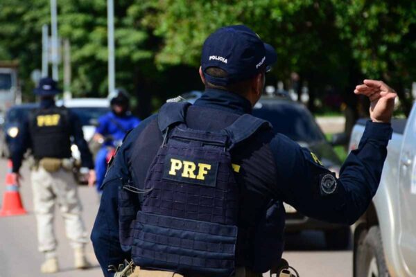 PRF cumpre seis mandados de prisão em Rondônia durante operações em rodovias federais