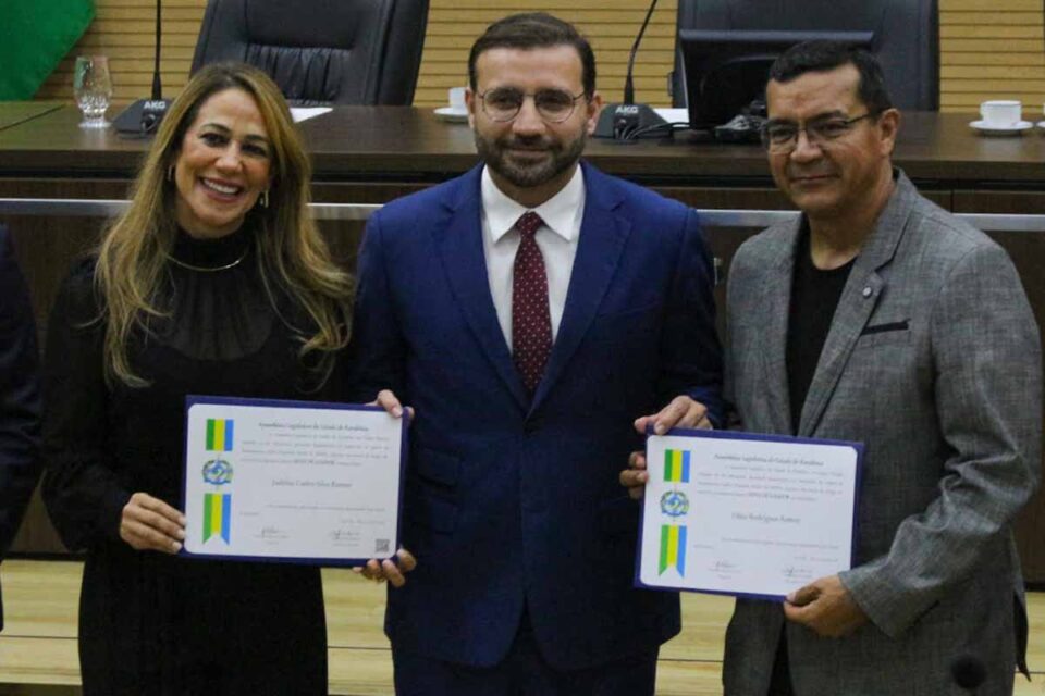 <div style="
                font-size: 18px;
                font-weight: bold;
                color: #0073aa;
                margin-bottom: 5px;
                text-transform: uppercase;
            ">LÁUREAS</div>Deputado Ribeiro do Sinpol destaca atuação social da Igreja As Nações em sessão solene na Assembleia Legislativa de Rondônia