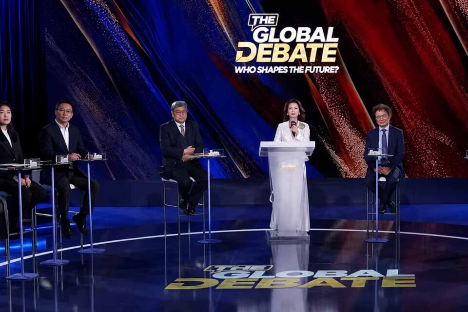 <div style="
                font-size: 18px;
                font-weight: bold;
                color: #0073aa;
                margin-bottom: 5px;
                text-transform: uppercase;
            ">INTERNACIONAL</div>Tarifas da União Europeia sobre carros elétricos chineses reacendem debate sobre futuro da transição verde no continente