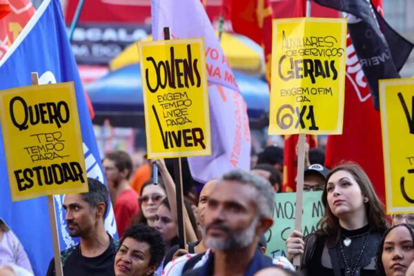 Câmara e governo fecham acordo para reduzir jornada de 44 para 40 horas e encerrar escala 6×1