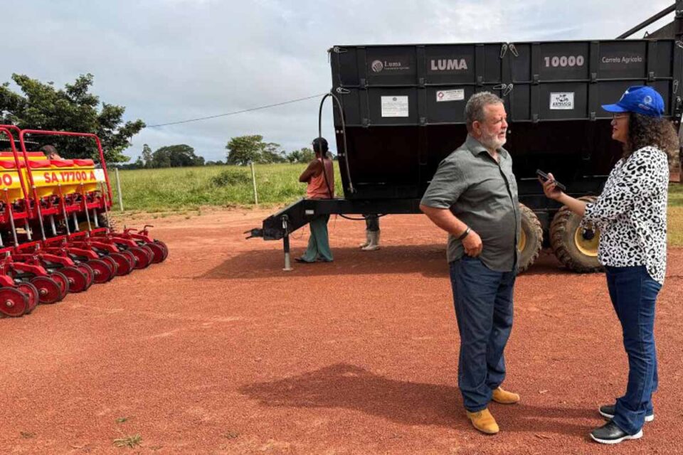 <div style="
                font-size: 18px;
                font-weight: bold;
                color: #0073aa;
                margin-bottom: 5px;
                text-transform: uppercase;
            ">IMPLEMENTOS AGRÍCOLAS</div>Implementos agrícolas fortalecem produção rural e beneficiam famílias em Mirante da Serra