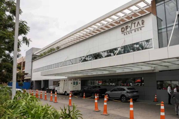 Jair Bolsonaro passa por cirurgia no ombro em hospital de Brasília após autorização do STF
