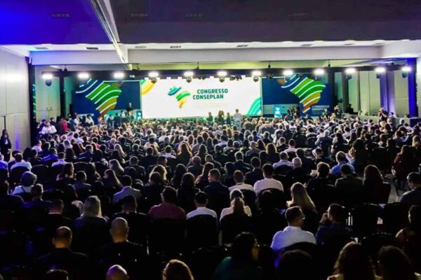 Rondônia apresenta projetos de inovação e planejamento estratégico no II Congresso do Conseplan em Brasília