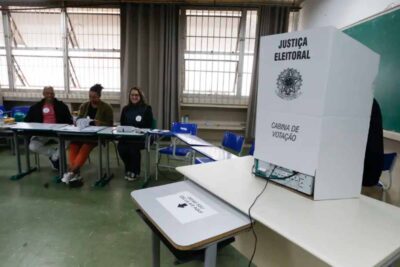 Prazo para tirar ou regularizar título de eleitor termina nesta quarta-feira, alerta TSE