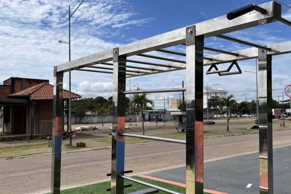 Prefeitura de Porto Velho conclui nova estação de calistenia no Espaço Alternativo após 21 dias de obras