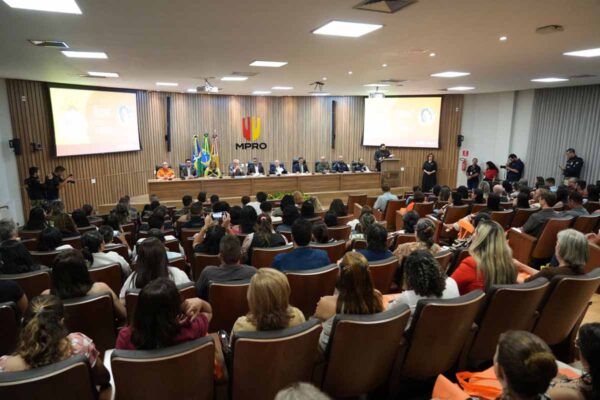 Maio Laranja reúne instituições em Porto Velho para fortalecer combate à violência infantil