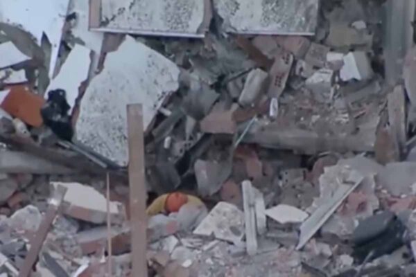 Defesa Civil libera 86 imóveis após explosão no Jaguaré e mantém 19 residências interditadas em SP