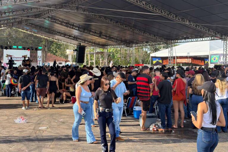 Festa do Trabalhador reúne mais de 6 mil pessoas e movimenta economia no Parque dos Tanques em Porto Velho
