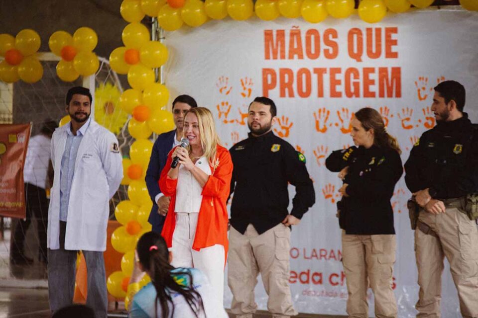 <div style="
                font-size: 18px;
                font-weight: bold;
                color: #0073aa;
                margin-bottom: 5px;
                text-transform: uppercase;
            ">ABUSO INFANTIL</div>Ieda Chaves participa de ação do Maio Laranja e reforça combate ao abuso infantil em escola de Porto Velho