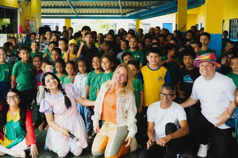 <div style="
                font-size: 18px;
                font-weight: bold;
                color: #0073aa;
                margin-bottom: 5px;
                text-transform: uppercase;
            ">PROTEÇÃO À INFÂNCIA</div>Deputada Ieda Chaves leva palestras do Maio Laranja para escolas da zona rural de Porto Velho