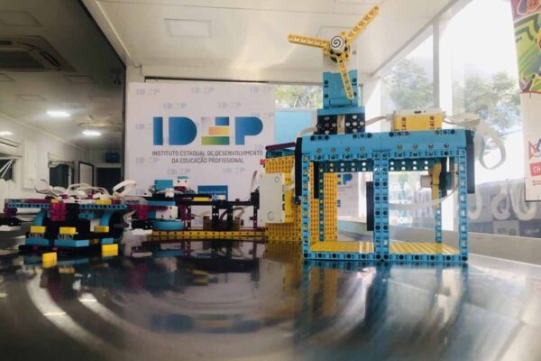 Robótica aplicada ao agronegócio ganha destaque na Rondônia Rural Show Internacional 2026 em Ji-Paraná
