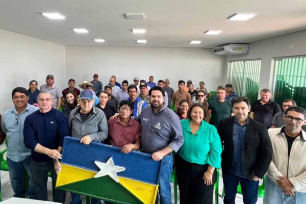 Jean Oliveira viabiliza ônibus leito de R$ 2 milhões para pacientes de Alta Floresta d’Oeste