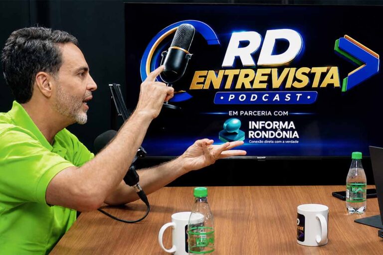 "Cena criada", dívida herdada e hospital inédito: Léo Moraes fala sobre os bastidores da gestão, a vice, as eleições de 2026 e os desafios da capital