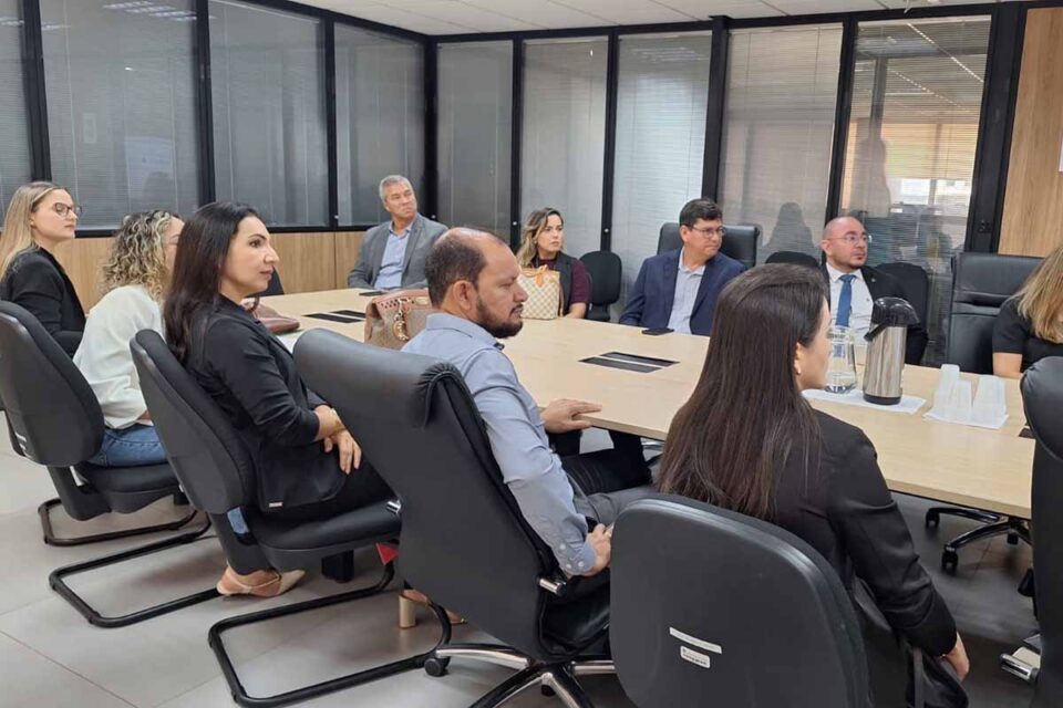<div style="
                font-size: 18px;
                font-weight: bold;
                color: #0073aa;
                margin-bottom: 5px;
                text-transform: uppercase;
            ">TRANSPARÊNCIA PÚBLICA</div>Prefeitura de Porto Velho amplia combate à corrupção com acordo entre órgãos de controle