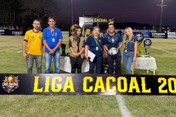 Deputado Cássio Góis destina R$ 70 mil para Liga Cacoal de Futebol Society e reforça apoio ao esporte