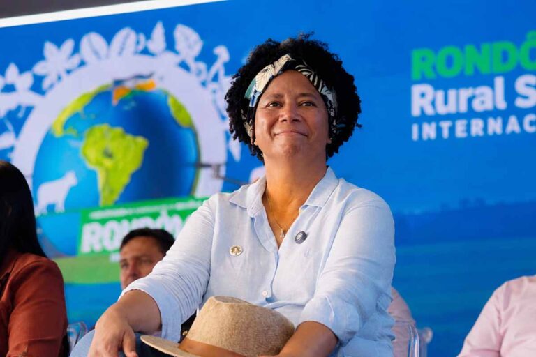 Sílvia Cristina defende fortalecimento do campo e cobra respeito ao produtor rural durante Rondônia Rural Show