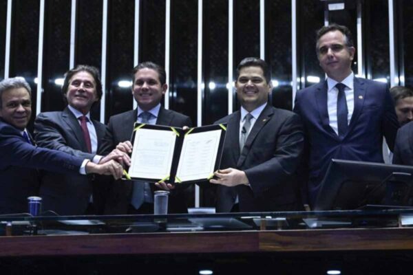 Emenda Constitucional torna Tribunais de Contas órgãos permanentes e essenciais no Brasil