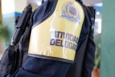 Reforço policial em escola de Porto Velho termina com apreensão de adolescente armado e com droga