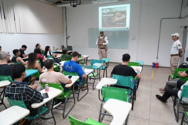 Maio Amarelo: palestra no IFRO reforça conscientização sobre segurança no trânsito em Porto Velho
